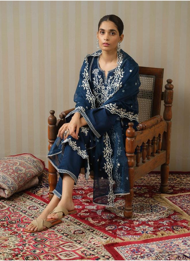 DW - Embroidered Straight Kurta with Trouser and Dupatta Set by Styli - Image 1