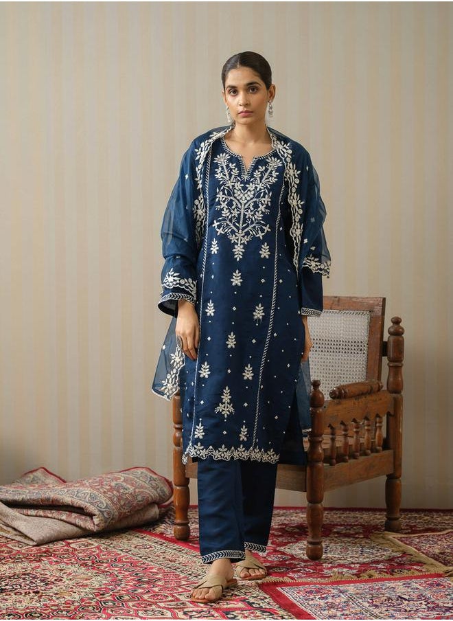 DW - Embroidered Straight Kurta with Trouser and Dupatta Set by Styli - Image 1