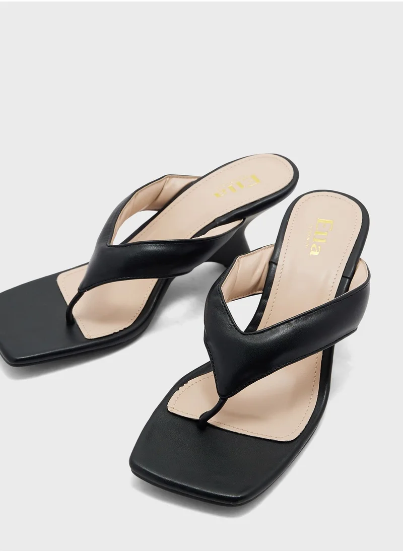 ايلا Interest Wedge Heel Thong Sandal