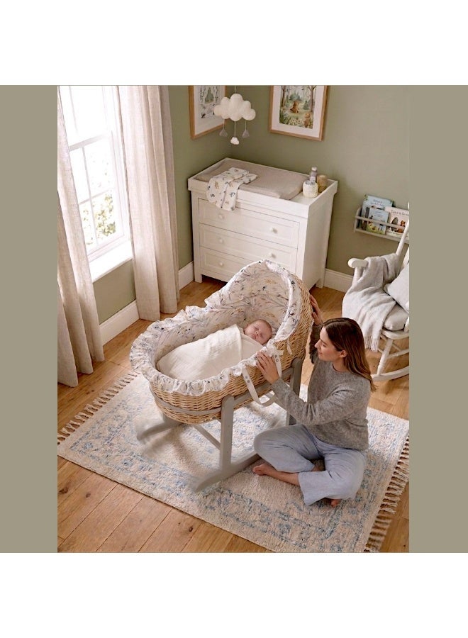 Kinder Valley Little Garden Pod Moses Basket with Muslin Blanket and Grey rocking Stand - Image 5