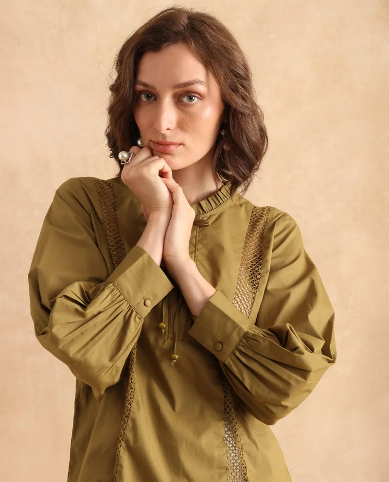 Rareism Women's Regular Fit Plain Top