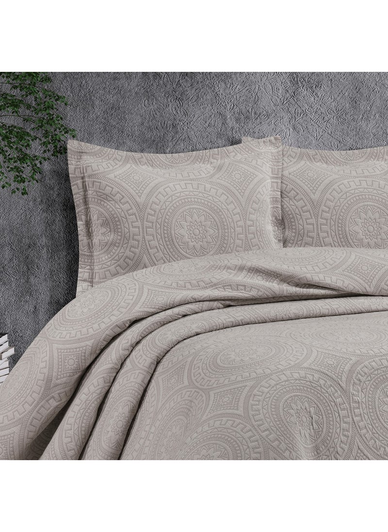 Solinas Collection Medallion Mink Cotton Double Bedspread  - Image 1