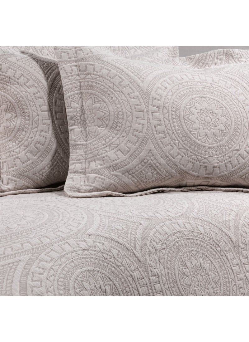 Solinas Collection Medallion Mink Cotton Double Bedspread  - Image 4