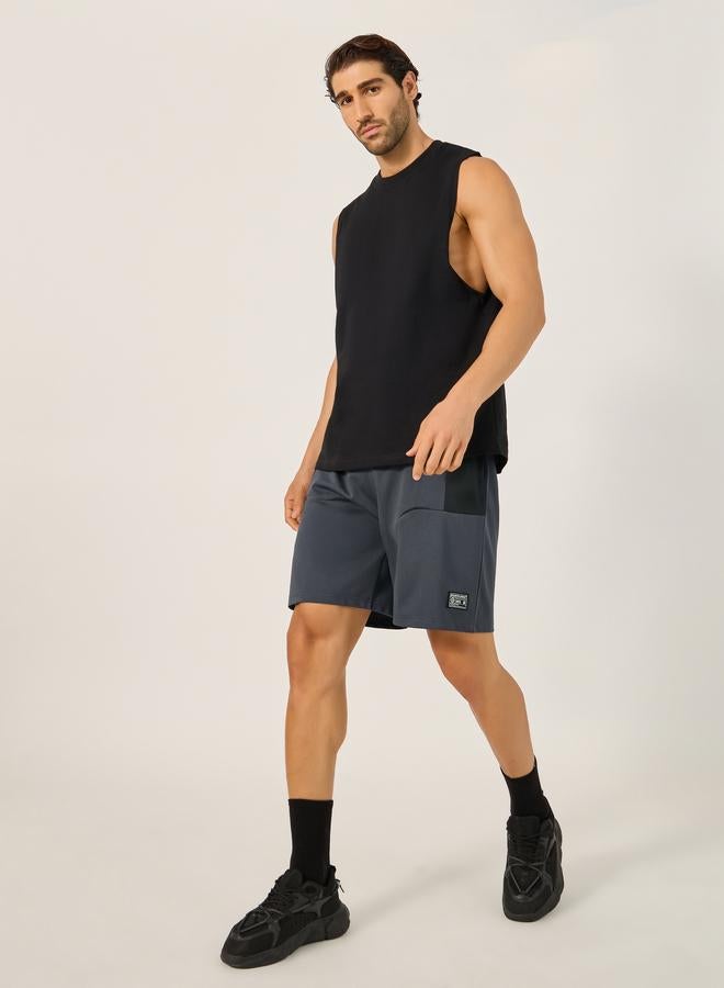 Styli Styli Color Block Regular Fit Shorts  - Image 3