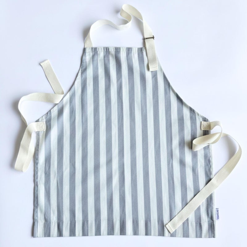 Tampoco Design LLC Kids Baking Apron for Girls & Boys â€“ 100% Cotton Chef Apron, Adjustable Neck & Waist Ties, Ages 5â€“11 â€“ Machine Washable - Great for Kitchen Play, Crafts & Kids Art Apron Activities - Image 4