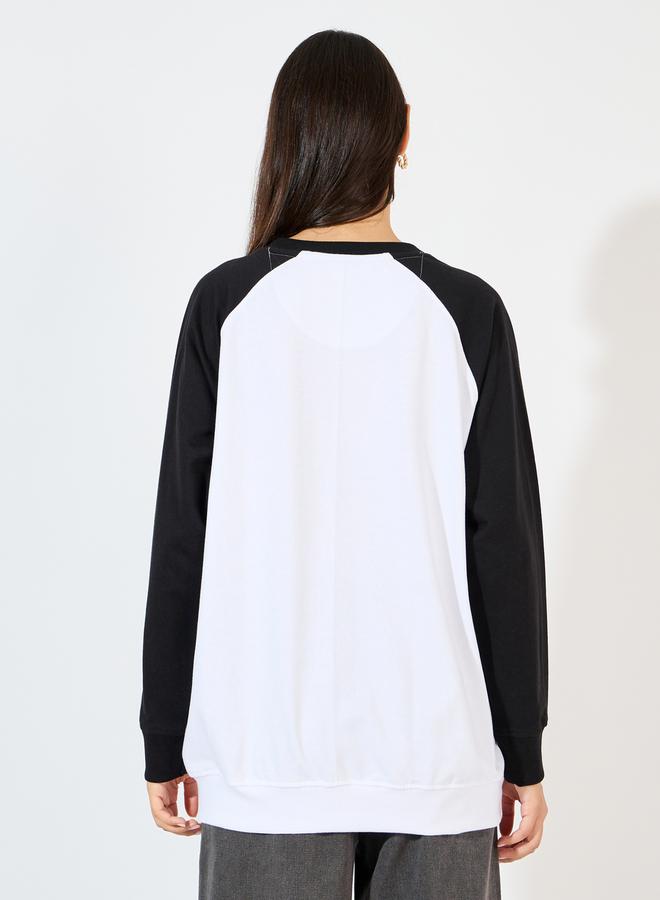 Styli Oversized Longline Slogan Print Sweatshirt - Image 4