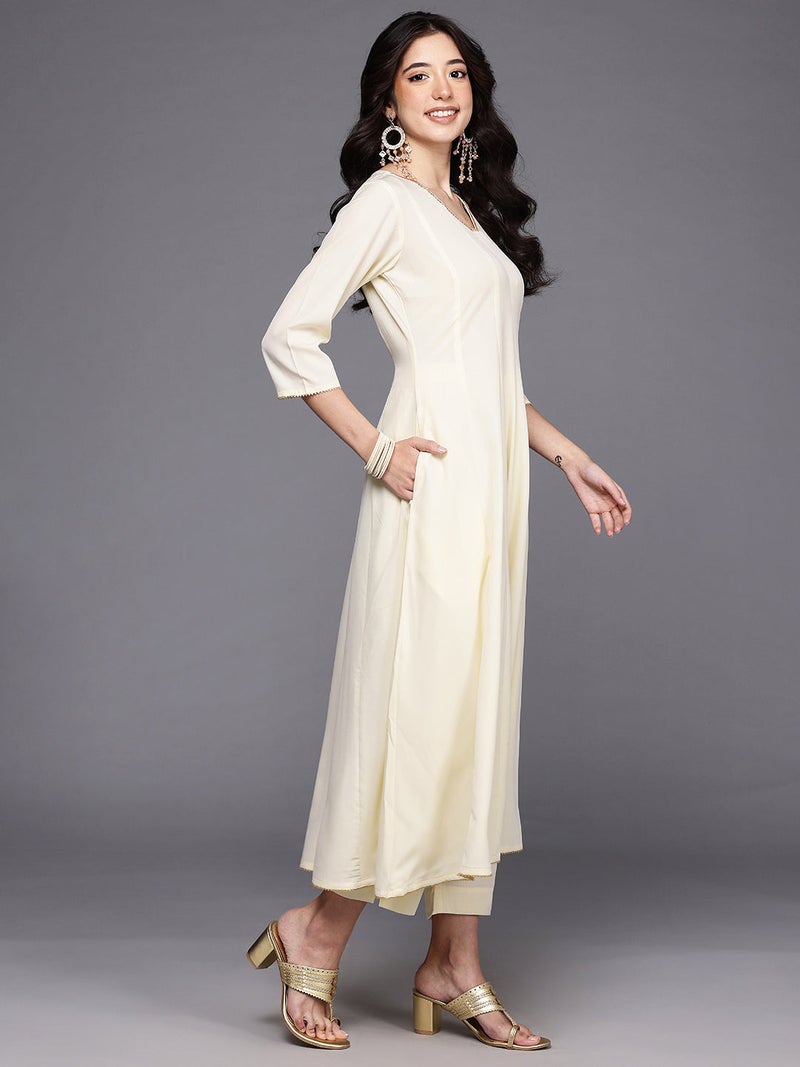 Ahalyaa Off White Fusion Kurta Set for Women - Image 5
