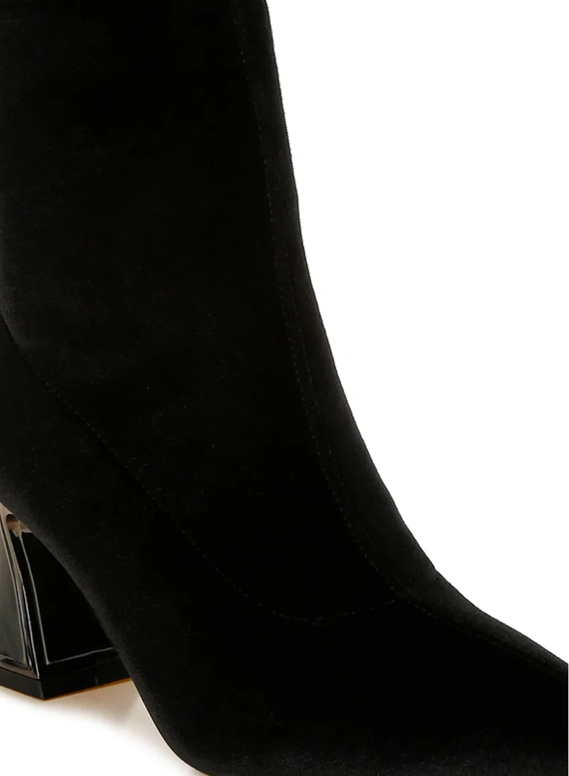 London Rag Flared Block Heel Velvet Boots in Black