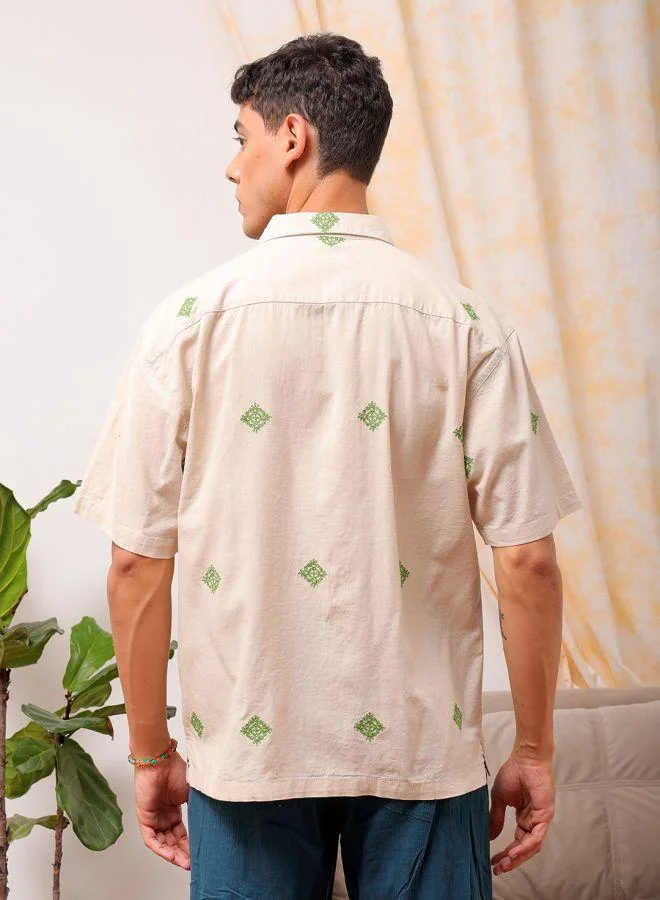 The Indian Garage Co Men Relaxed Fit Placement Embroidered Half Sleeves Cuban collar Resort Wear Shirt