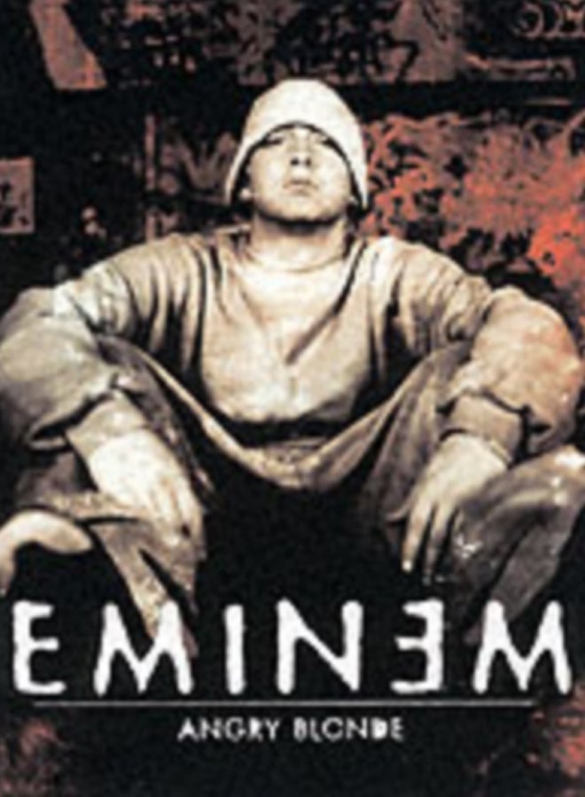 شقراء غاضبة