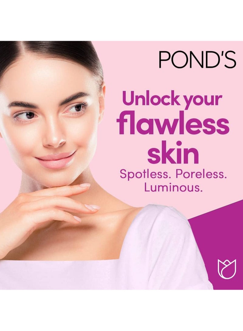Pond's Flawless Radiance Facial Foam Cleansing and Exfoliating with Niacinamide and Vitamin E, Even-tone Glow, gives Blemish-Free Skin, 100g x 3 - Image 2