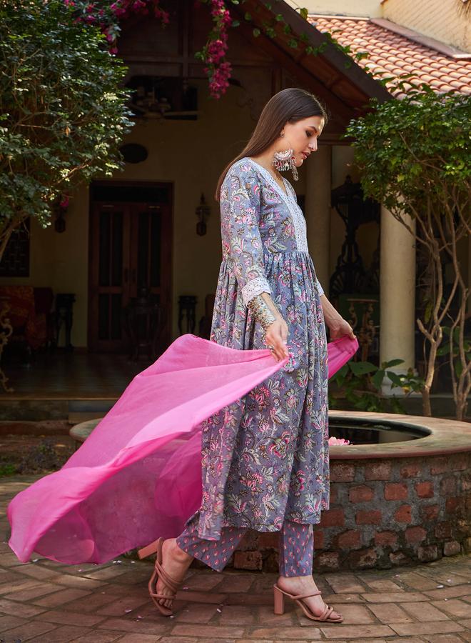 ساسافراس مجموعة كورتا رمادي ساسافراس مزخرف بالزهور مع بنطلون ضيق ودوباتا - Image 4