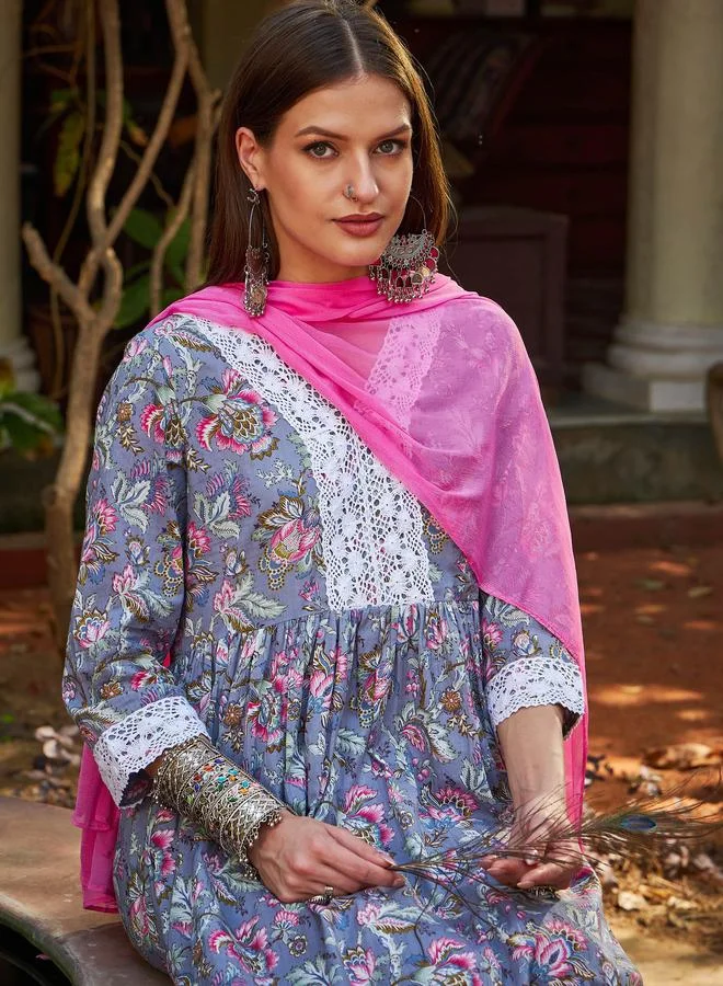 SASSAFRAS SASSAFRAS Grey Floral Gathered Kurta with Pencil Pants and Dupatta Set