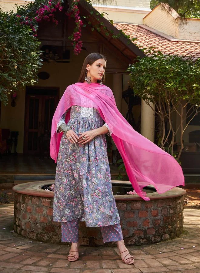 SASSAFRAS SASSAFRAS Grey Floral Gathered Kurta with Pencil Pants and Dupatta Set