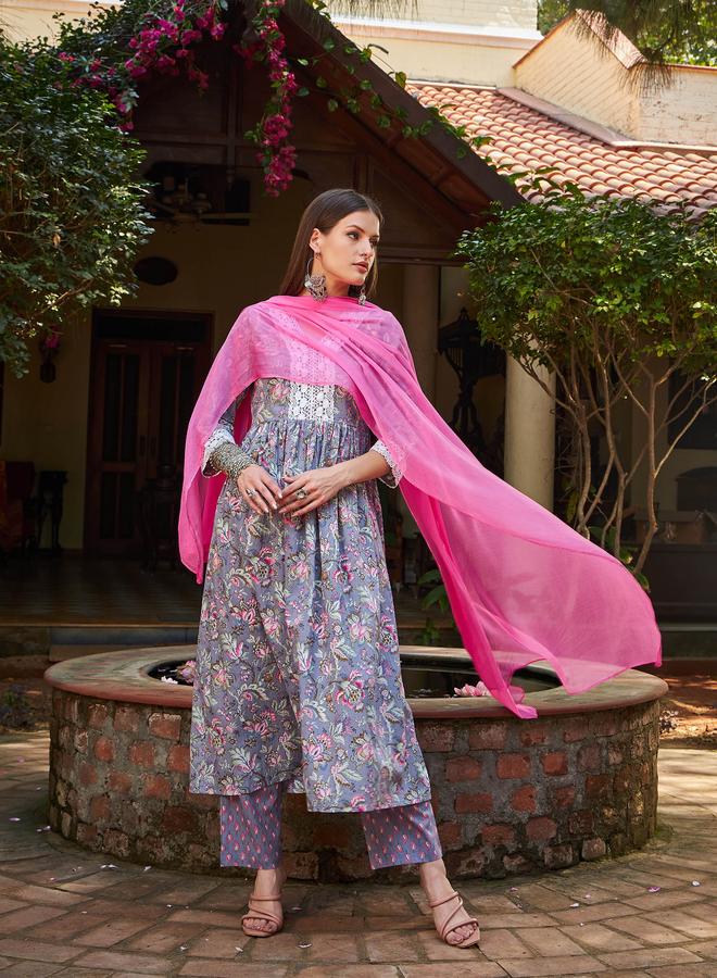 ساسافراس مجموعة كورتا رمادي ساسافراس مزخرف بالزهور مع بنطلون ضيق ودوباتا - Image 2