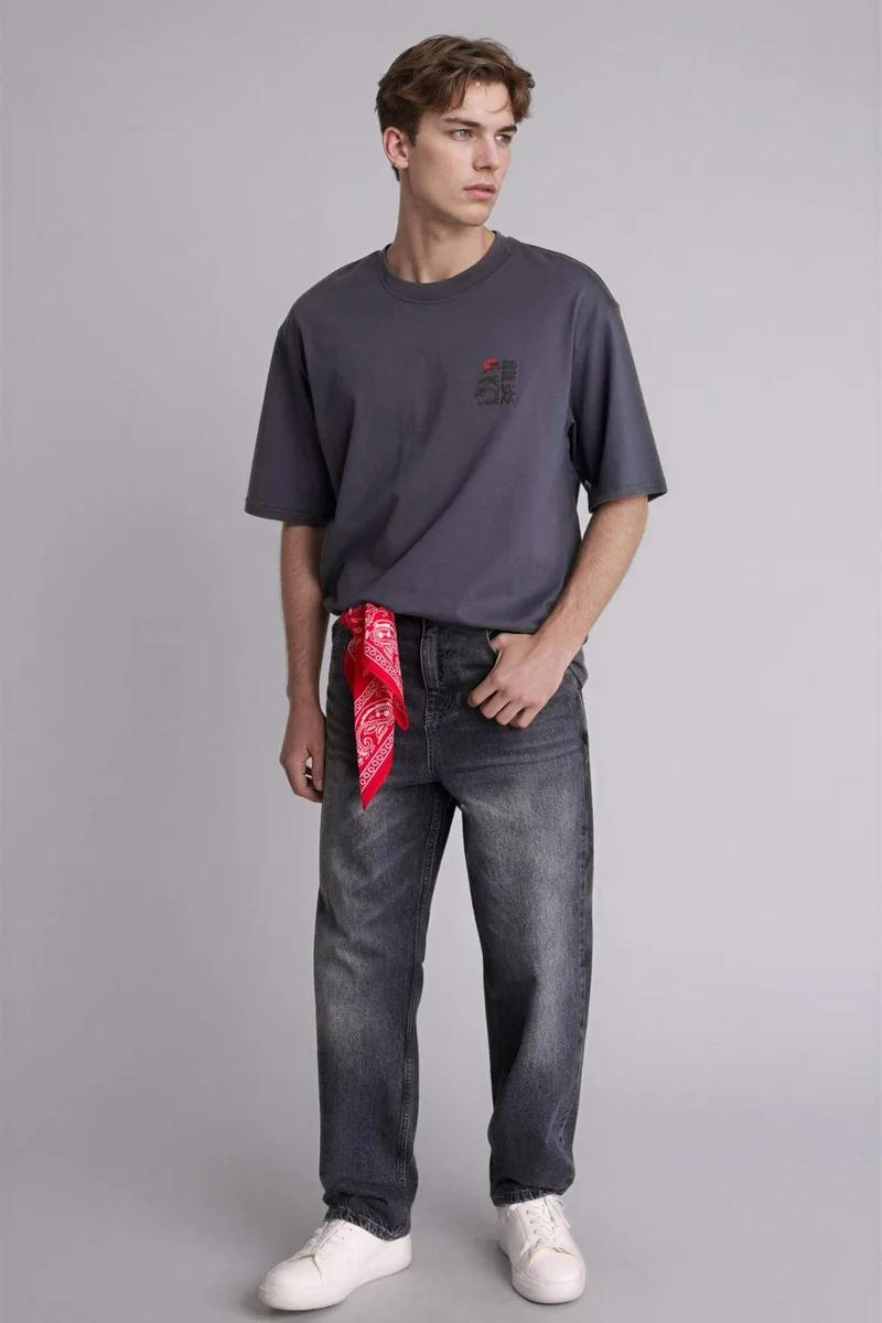 ديفاكتو 100% Cotton Boxy Fit Printed T-Shirt