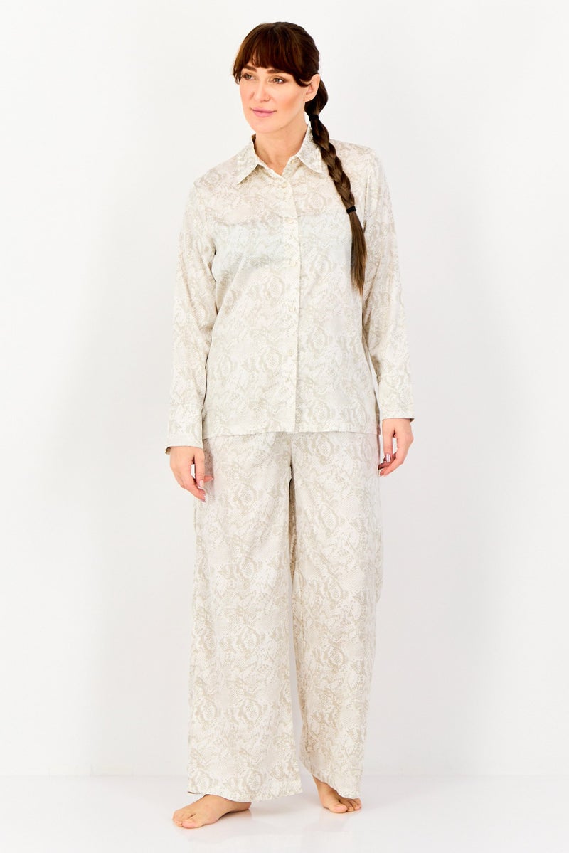 bebe Women 2 Pieces Animal Print Long Sleeves Nightwear Set, Multicolor - Image 1