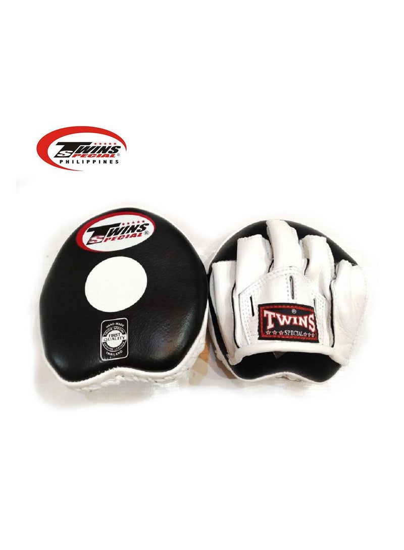 Twins Special PML 13 PUNCHING MITTSBLACK-WHITE STANDARD  - Image 1