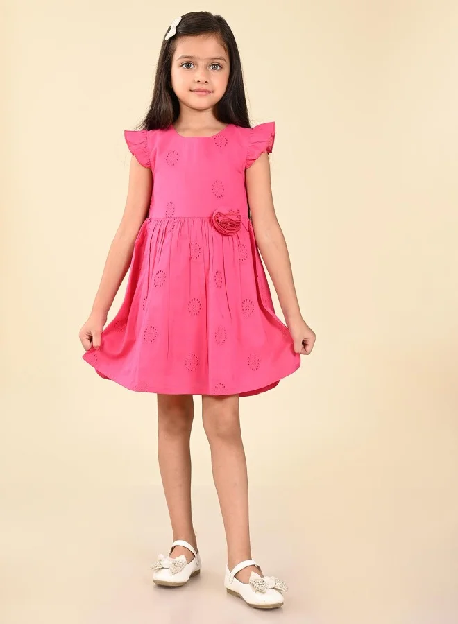 ليل بيكس فستان وردي مكشكش