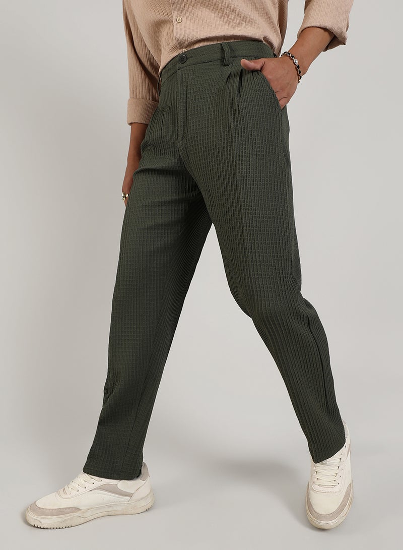 Campus Sutra Campus Sutra Men's Forest Green Textured Graph Check Trousers For Casual Wear | Tailored Fit | Mid-Rise | Button Closure | Trousers Crafted With Comfort Fit For Everyday Wear - Image 3