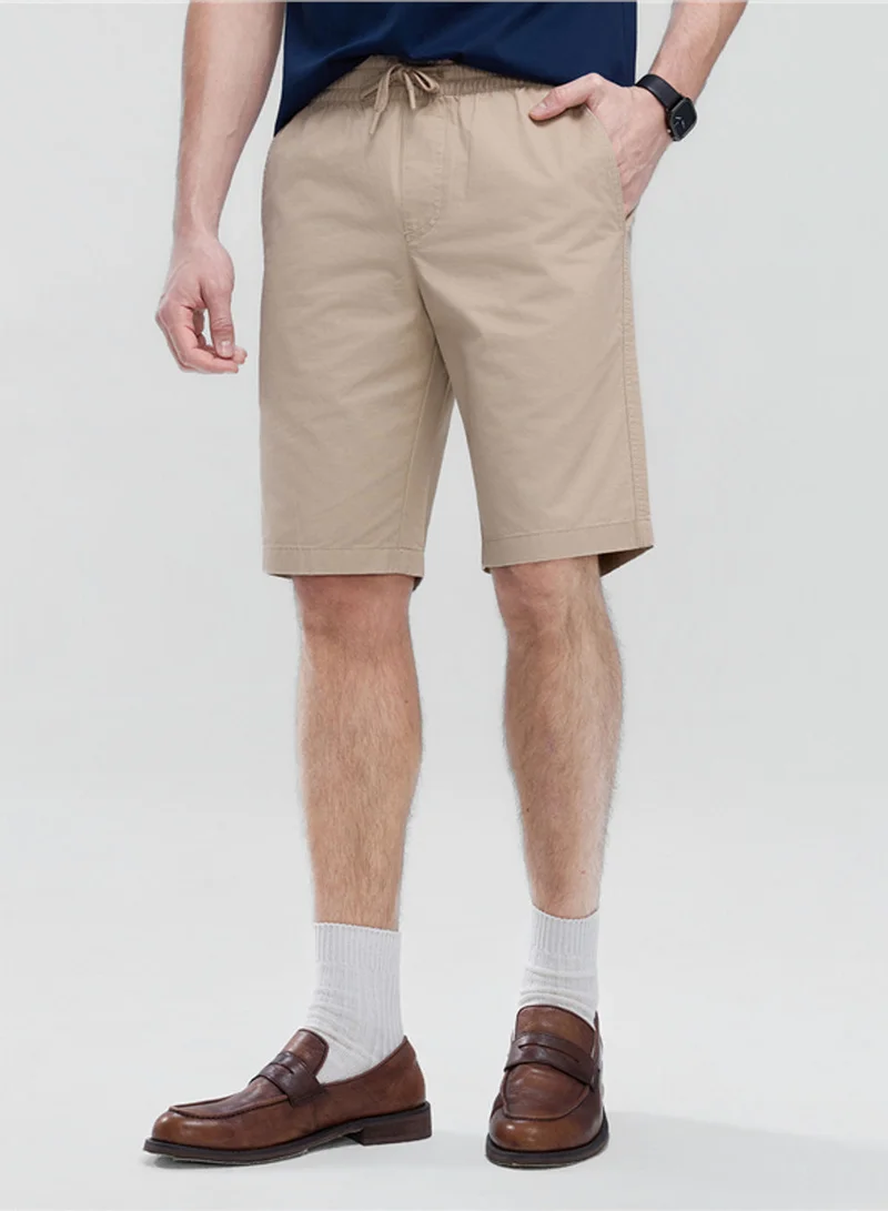 Men’s Slim Lightweight Twill Bermuda Shorts