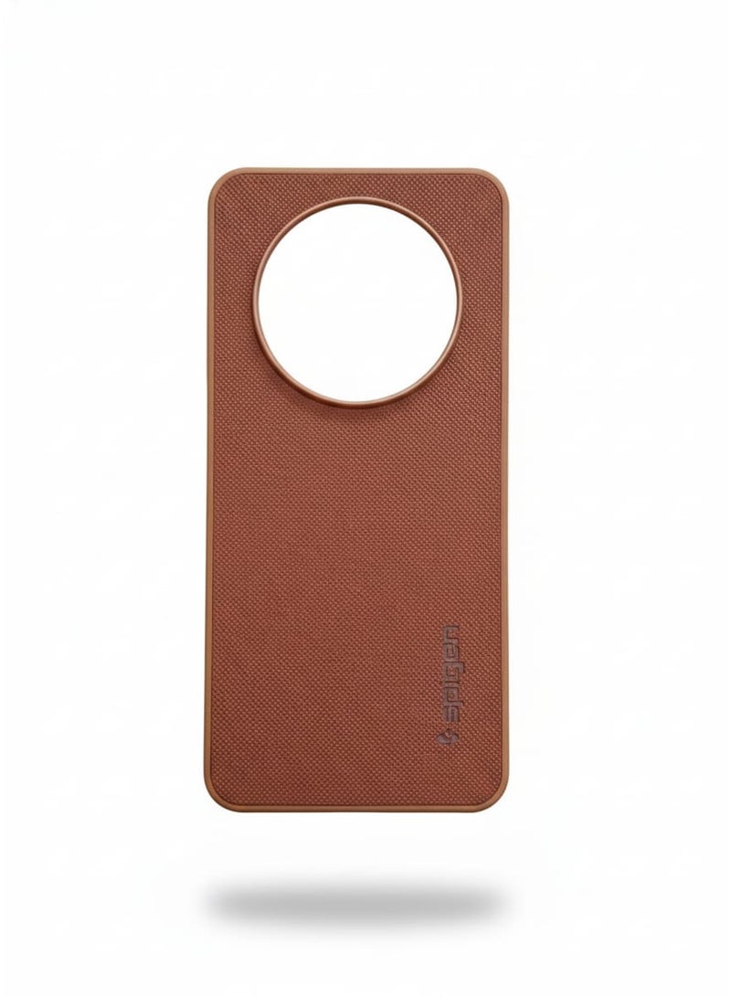 سبايجن جراب Spigen لهاتف Realme 13: حماية متينة بلمسة من الأناقة - بني