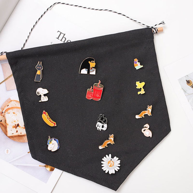 6 pcs Badge Collection Display Pennants DIY Craft Scene Decors DIY Wall Pendants - Image 3