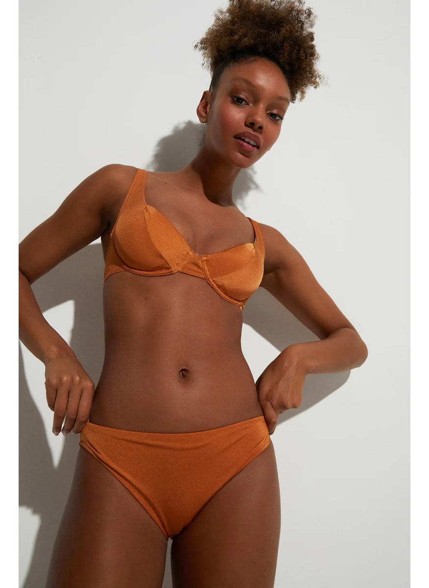 JUNE Normal Waist Bikini Bottoms