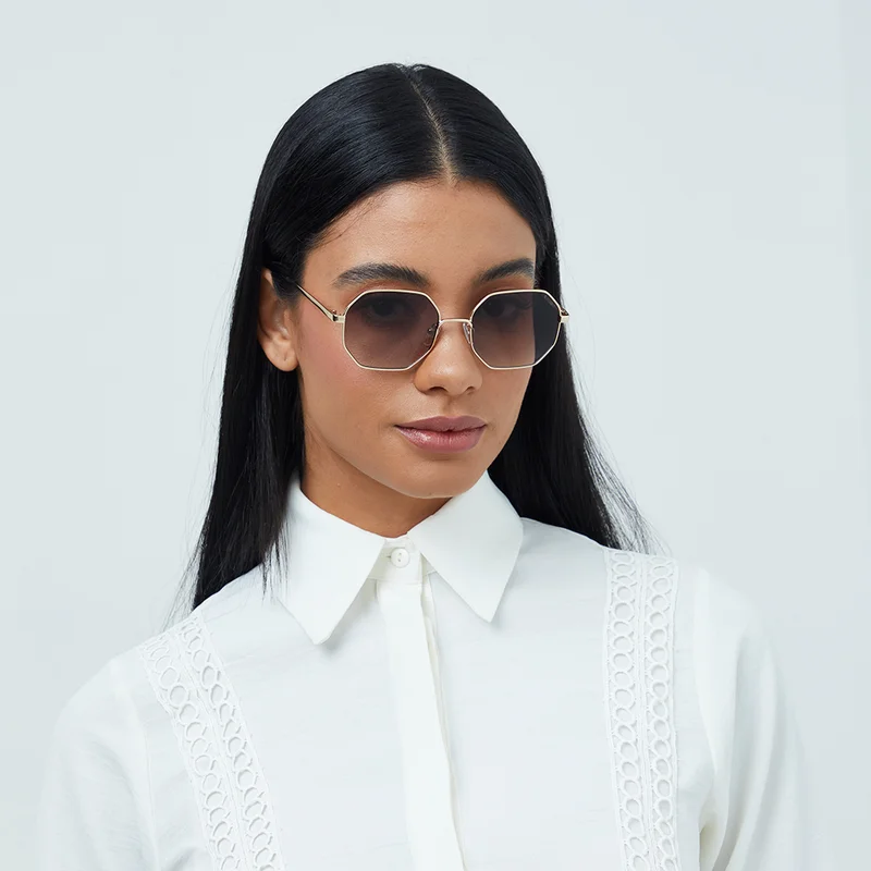 بلاك أوت نظارة شمسية BlackOut FAMOUS هندسية بإطار كامل