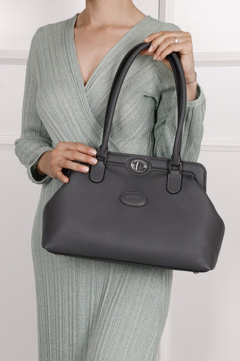 Gönderi(r) Gon Platinum Genuine Leather Large Size Women's Shoulder and Handbag B8397  - Image 1