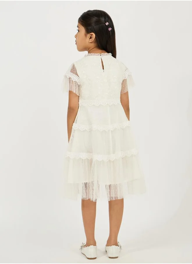 ستايلي Lace Detail Layered Tulle Dress