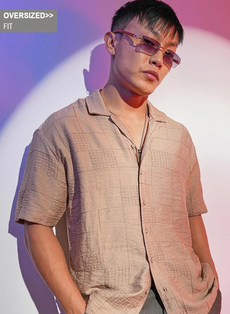 Campus Sutra Campus Sutra Men's Tan Brown Graph-Tactile Oversized Shirt For Casual Wear | Cuban Collar | Short Sleeve | Button Closure | Oversized Shirt Crafted With Comfort Fit For Everyday Wear