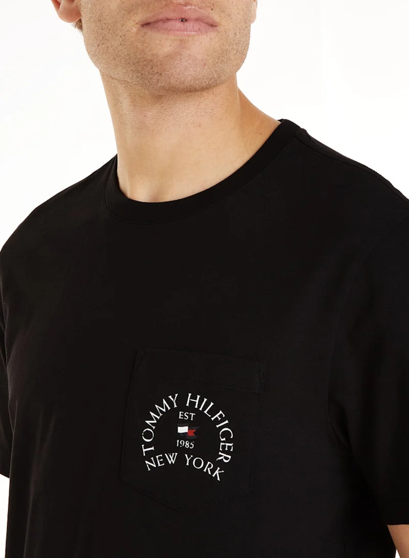 TOMMY HILFIGER Logo Pocket deatiled Crew Neck T-Shirt
