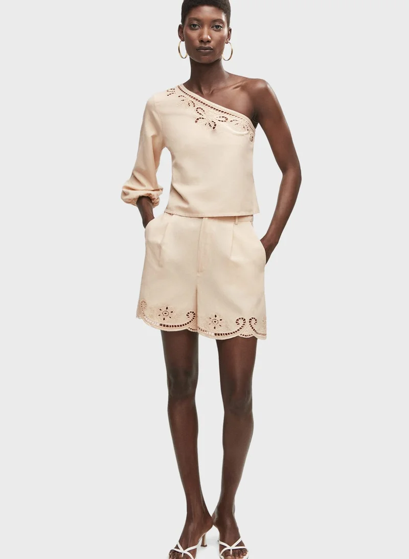 مانجو Open Work High Waist Shorts