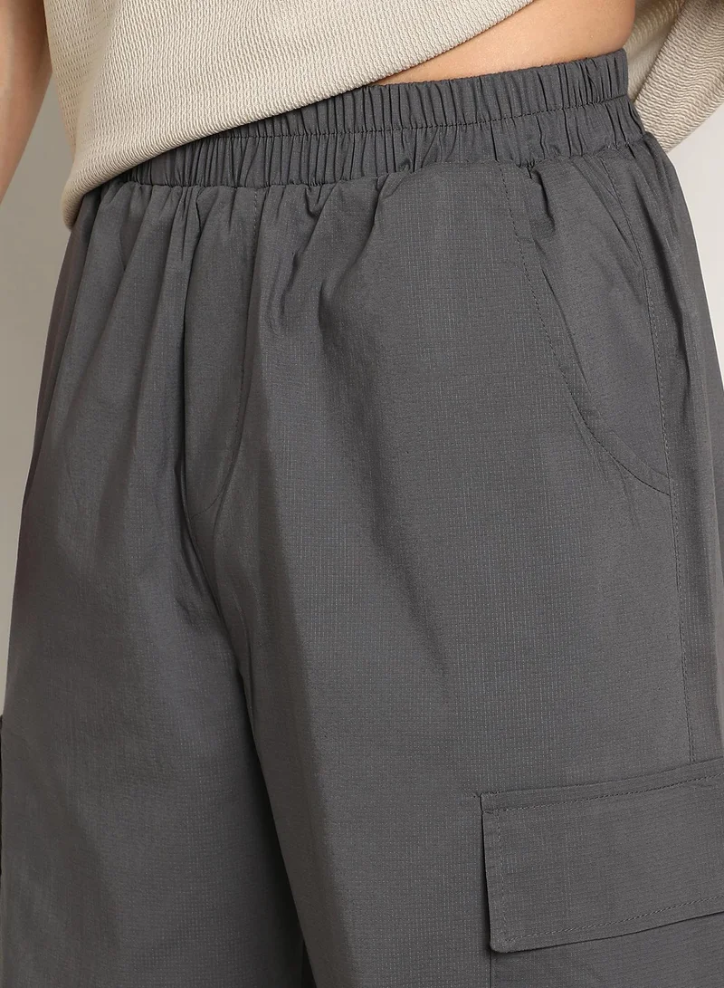 Campus Sutra  Men's Moon Grey Parachute-Relaxed Cargo Trousers for Men | Best Price UAE