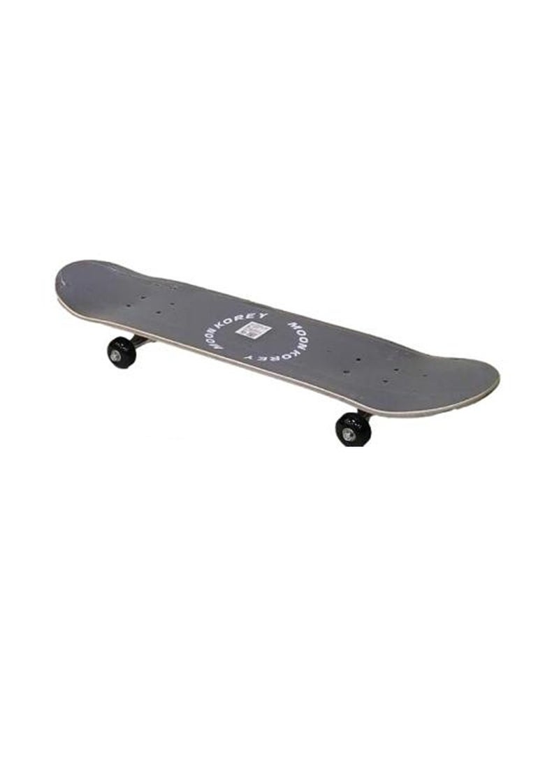 Road Skating Skateboard 