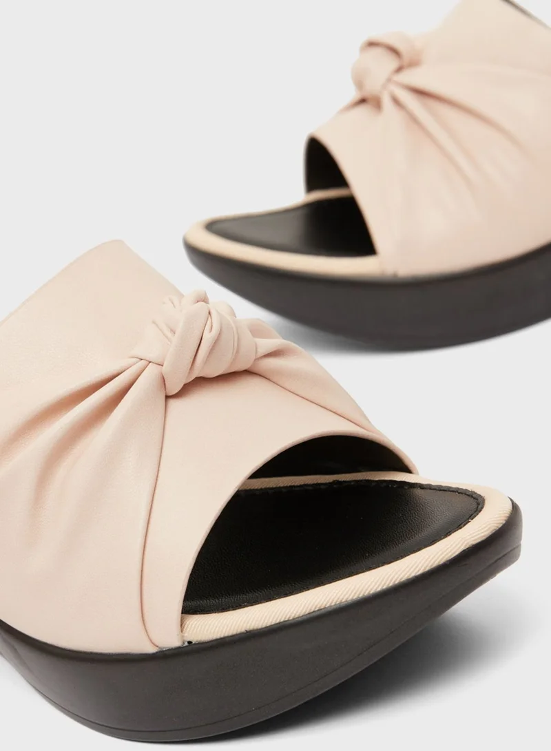 shoexpress Wide Strap Wedge Sandal