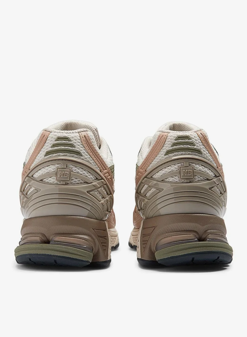 نيو بالانس 1906 سنيكرز