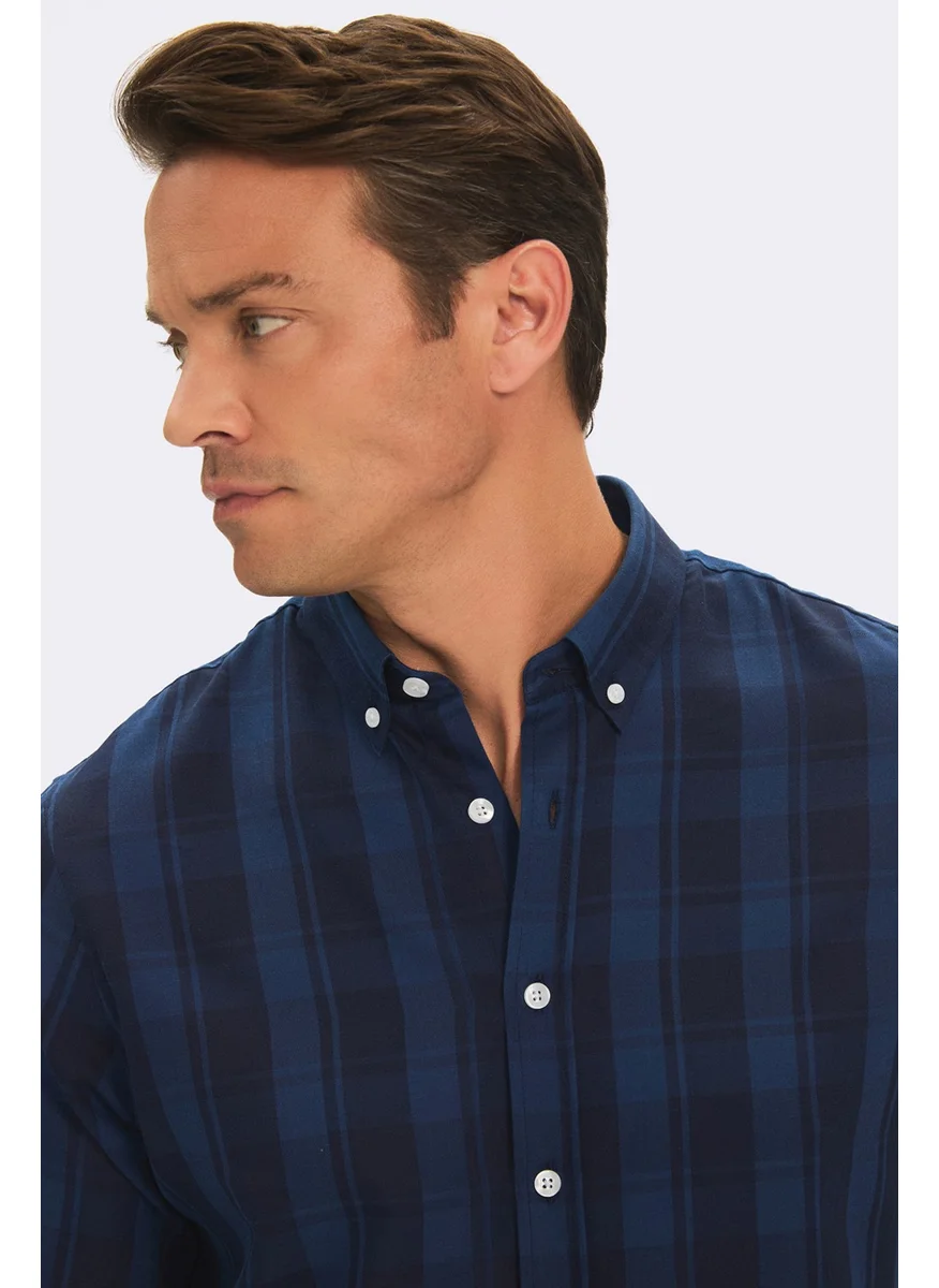 جون Exclusive Men's Regular Fit Checkered Shirt