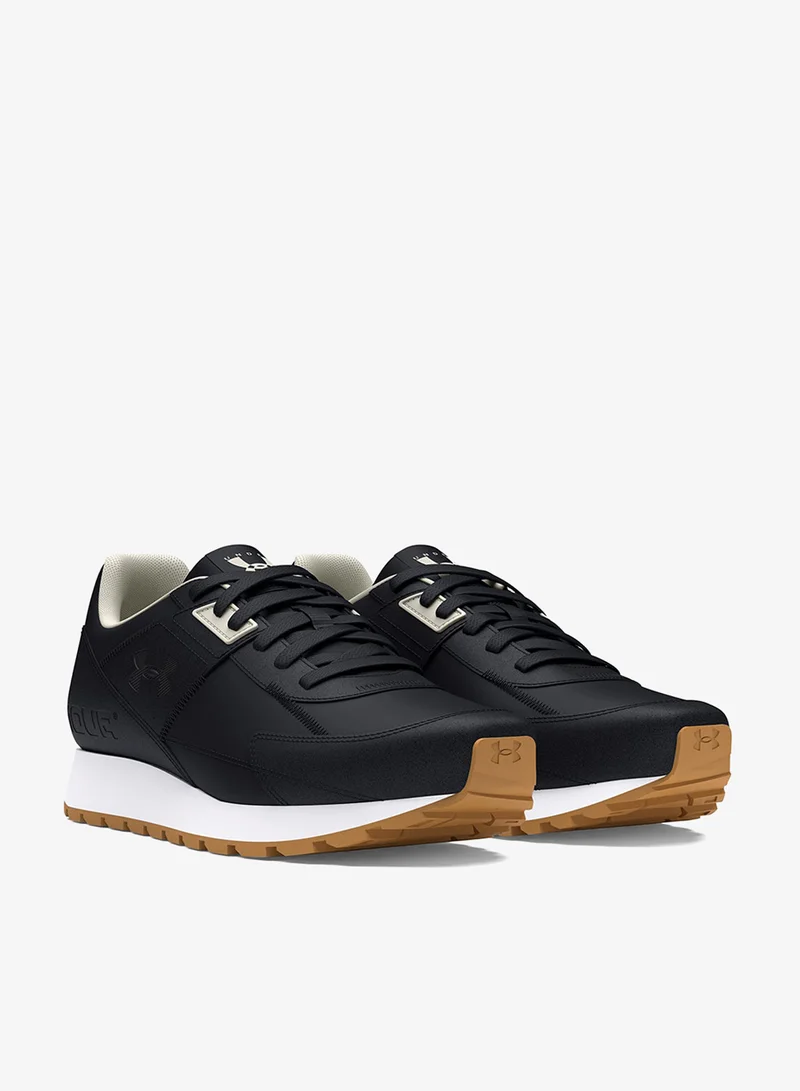 UNDER ARMOUR Essential Runner