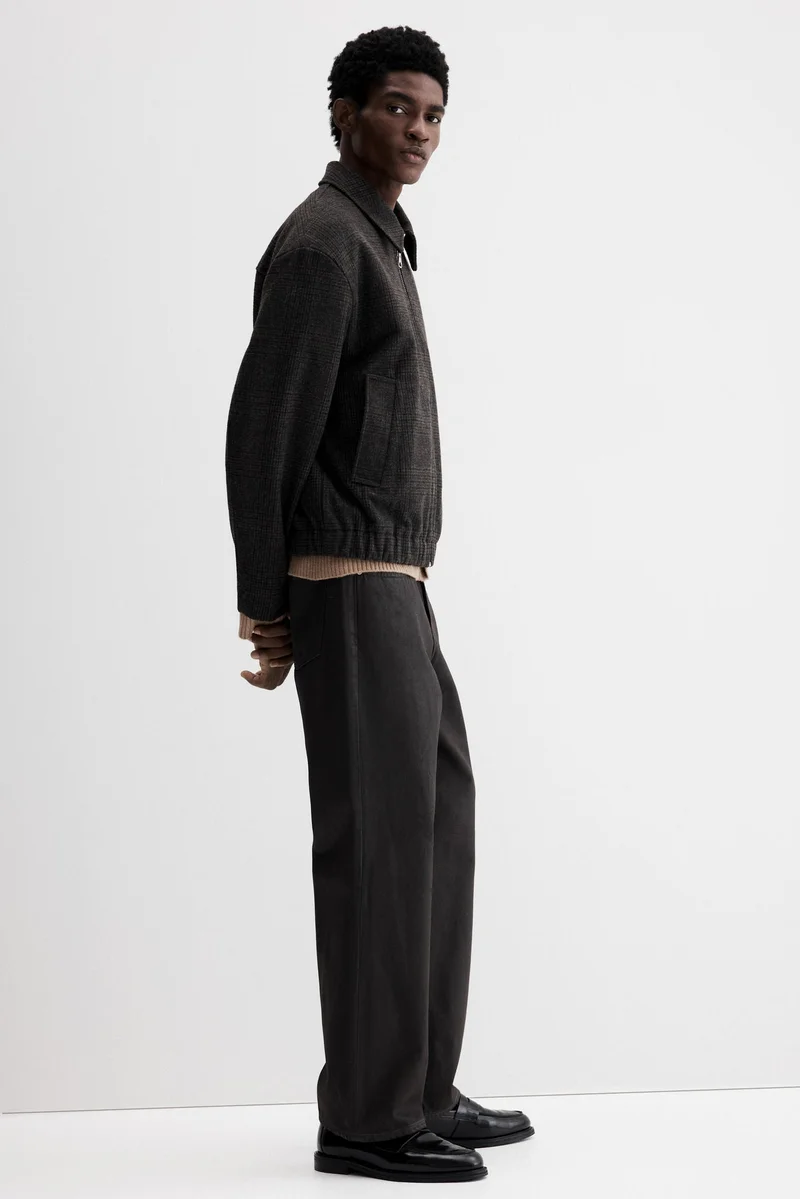 اتش اند ام جاكيت خفيف بملمس اللباد وقصّة عادية