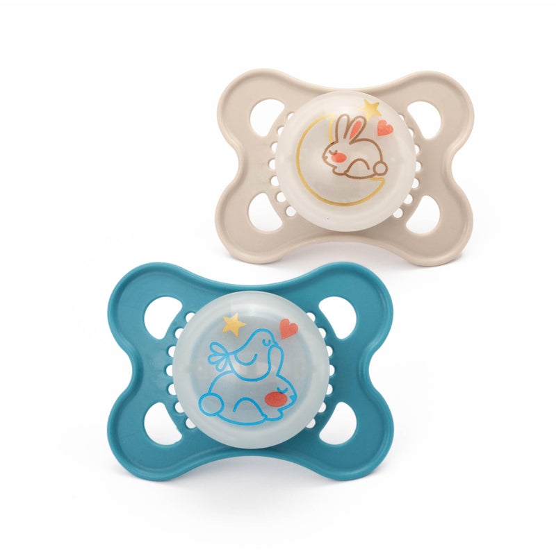 Femuar MAM Original Night Soothers | 0-6 Months | 2 Pack | Glow in The Dark | Comes in Dummy Steriliser Case | Baby Accessories for Newborn | Blue/Cream (Various Designs) - Image 1