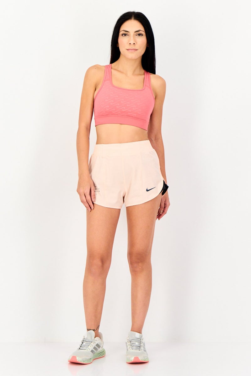 Nike شورتات جري رياضية للنساء، خوخي - Image 2