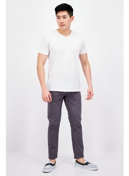 Men Slim Fit Solid Chino Pants, Grey - pzsku/Z95B48E8DC36D57FA93AFZ/45/_/1727187883/b65c2431-5630-4d51-bb9f-8121d2ecc510