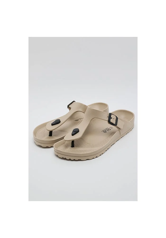 أر أند بي Toe-Post Comfort Sandals