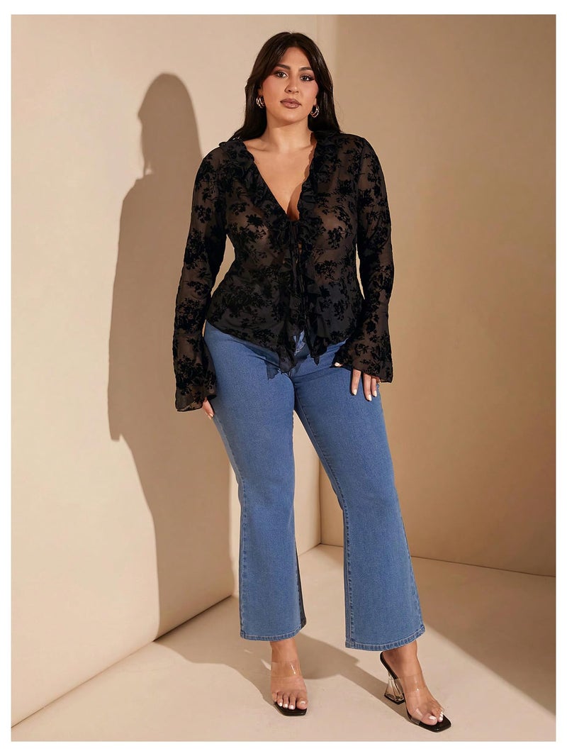 WDIRARA Women's Plus Size Floral Lace Sheer T Shirt Tie Front Long Bell Sleeve Tee Going Out Tops Black XX-Large Plus - Image 4