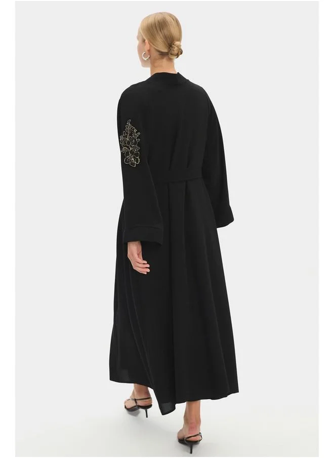 جون June Women Embroidered Detailed Abaya Black