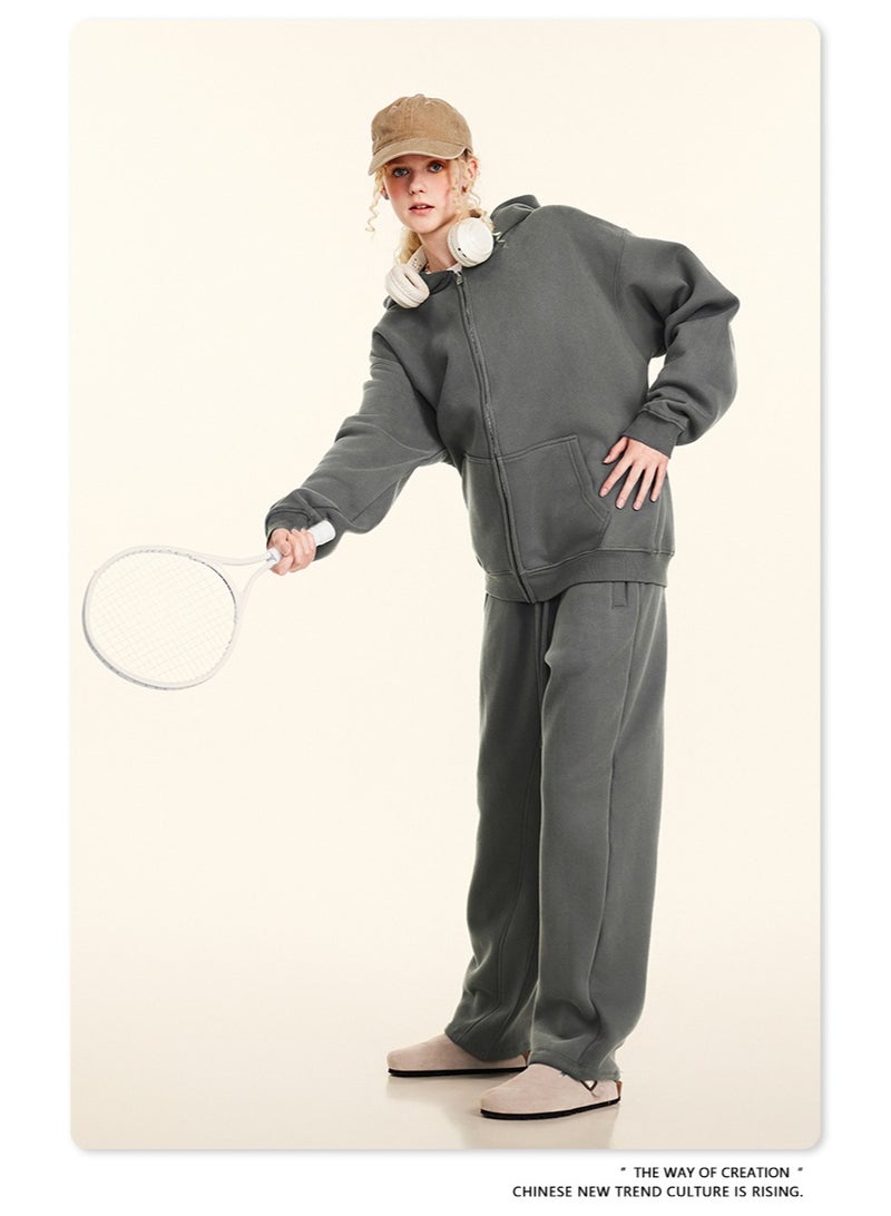 بى طقم من قطعتين: سويت شيرت بغطاء رأس بلون سادة مبطن بالصوف، وكارديجان فضفاض كاجوال، وبنطال رياضي (رمادي) - Image 2