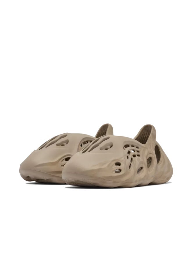 yeezy Yeezy Foam Runner Stone Sage  - Image 4