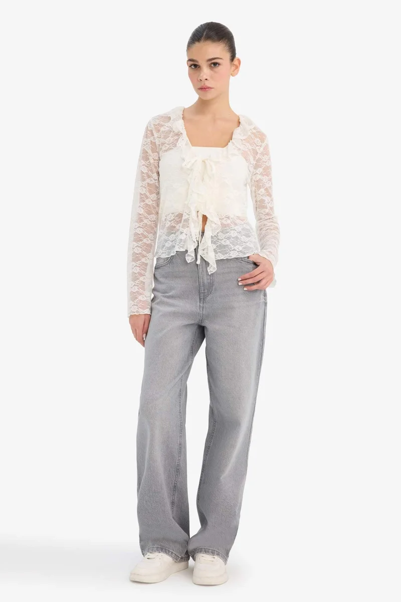 DeFacto Fitted V-Neck Lace Long Sleeve Blouse